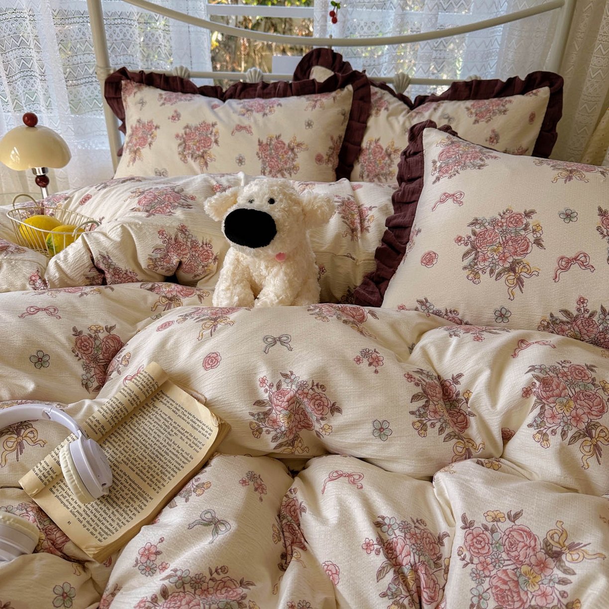 91家纺网 家纺一手货源 找家纺 颜选 2025新款全棉双层纱花边面料木棉四件套 淡雅花笺-全棉花边双层纱