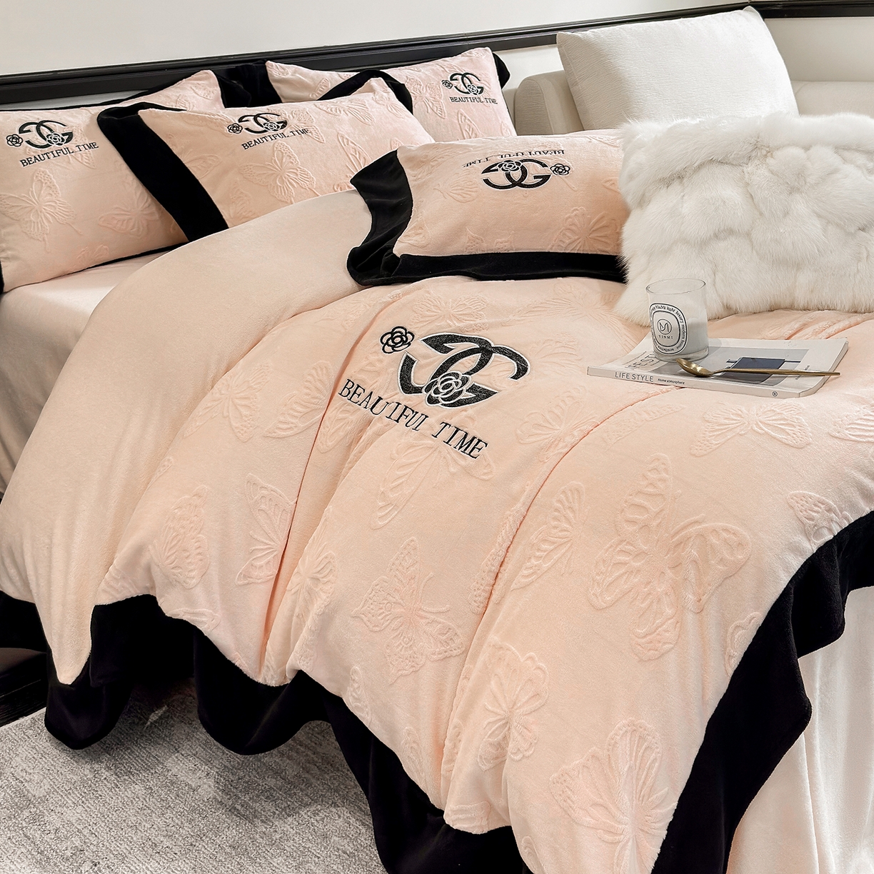 91家纺网 家纺一手货源 找家纺 （总）优眠坊 2025新款雕花牛奶绒绣花四件套