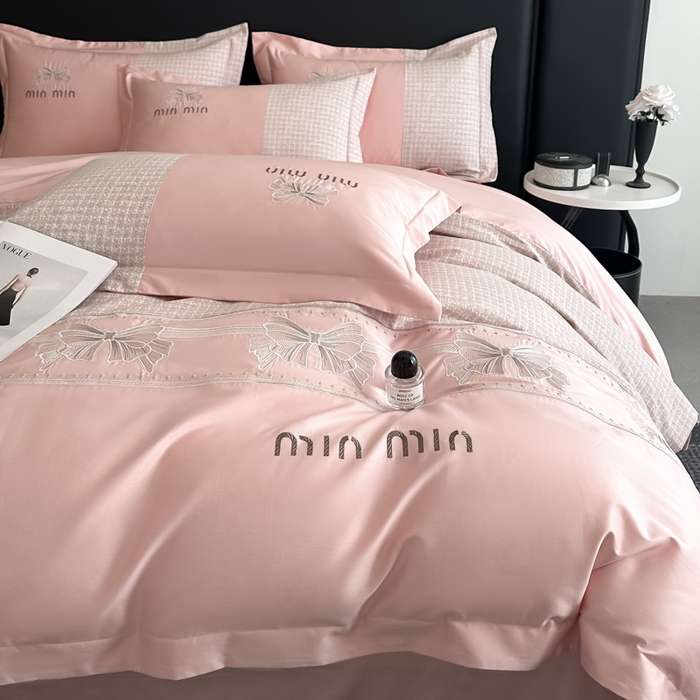 91家纺网 家纺一手货源 找家纺 优眠坊 2025新款全棉肌理纹绣花四件套-雅菲系列 雅菲-粉