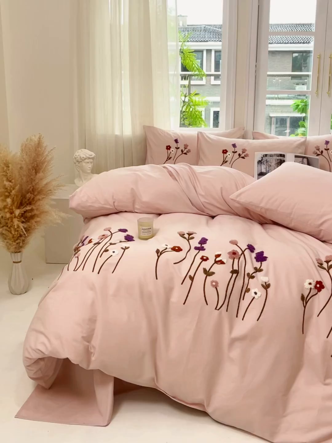 91家纺网 家纺一手货源 找家纺 未来家居 2025新款秋冬全棉加厚磨毛纯色毛巾绣花款工艺四件套 薰衣草-粉
