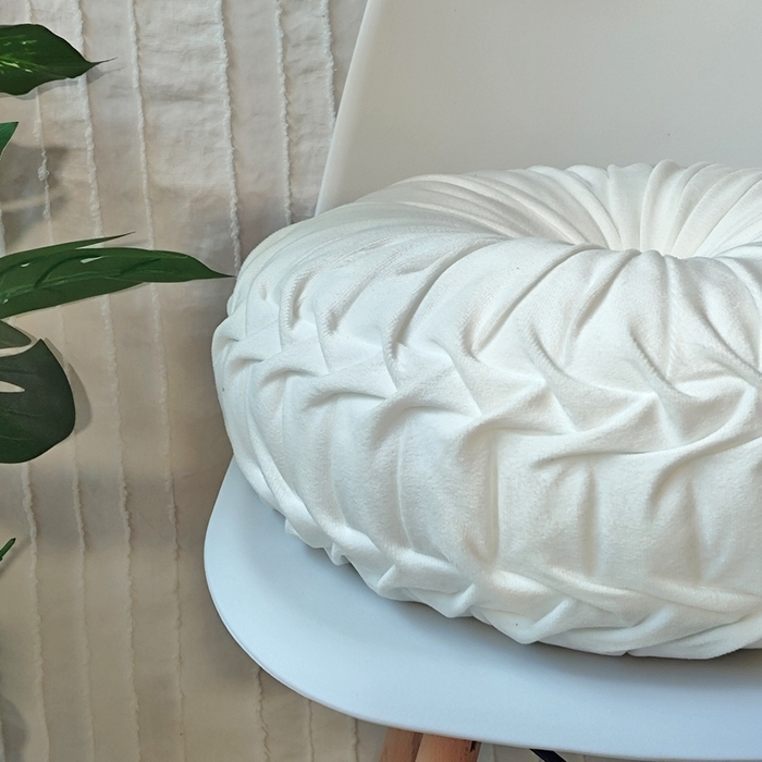 91家纺网 家纺一手货源 找家纺 （总）李帅家居 2025新款车轮抱枕轮胎褶皱抱枕椅垫靠垫创意毛绒南瓜垫子