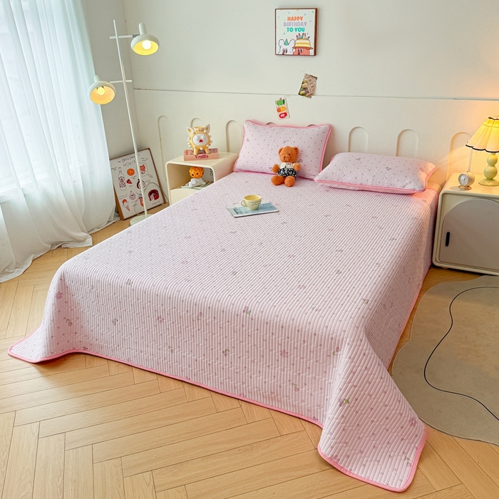 91家纺网 家纺一手货源 找家纺 雅萱家纺 2025新款棉加绒全棉填充双面可用多功能印花床盖 棉加绒棉花床盖-紫韵