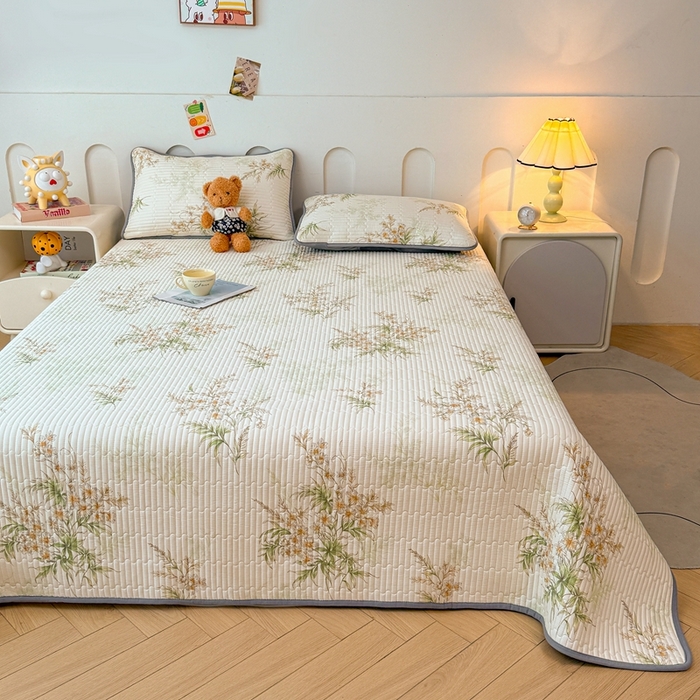 91家纺网 家纺一手货源 找家纺 雅萱家纺 2025新款棉加绒全棉填充双面可用多功能印花床盖 棉加绒棉花床盖-仙草