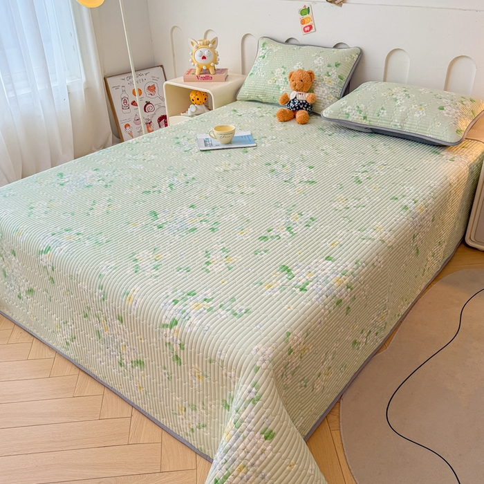 91家纺网 家纺一手货源 找家纺 雅萱家纺 2025新款棉加绒全棉填充双面可用多功能印花床盖 棉加绒棉花床盖-花漫盈香