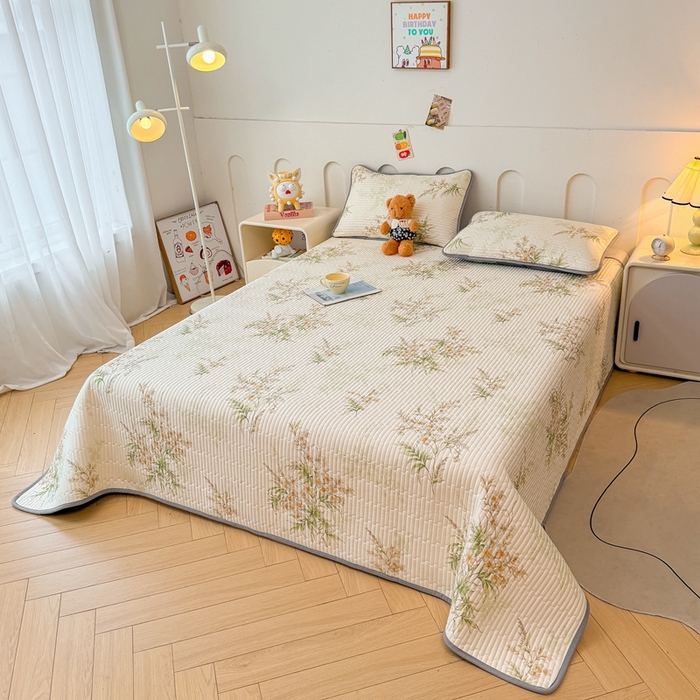 91家纺网 家纺一手货源 找家纺 雅萱家纺 2025新款棉加绒全棉填充双面可用多功能印花床盖 棉加绒棉花床盖-仙草