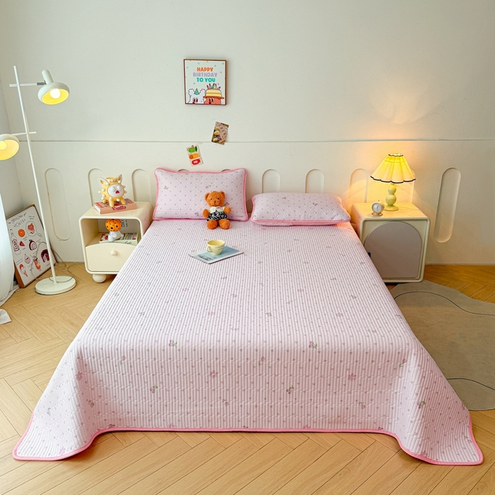 91家纺网 家纺一手货源 找家纺 雅萱家纺 2025新款棉加绒全棉填充双面可用多功能印花床盖 棉加绒棉花床盖-紫韵