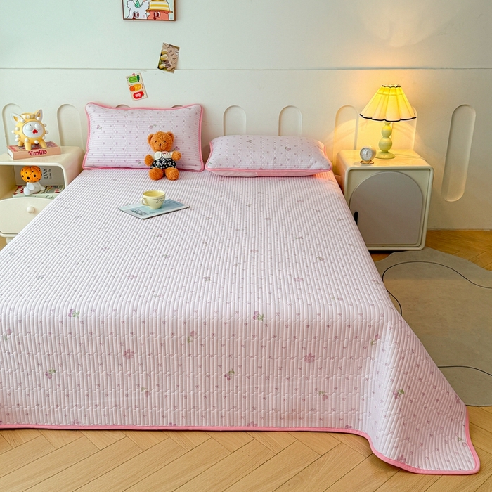 91家纺网 家纺一手货源 找家纺 雅萱家纺 2025新款棉加绒全棉填充双面可用多功能印花床盖 棉加绒棉花床盖-紫韵