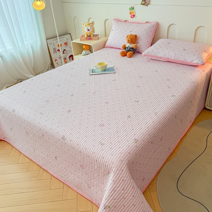 91家纺网 家纺一手货源 找家纺 雅萱家纺 2025新款棉加绒全棉填充双面可用多功能印花床盖 棉加绒棉花床盖-紫韵