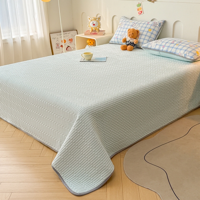 91家纺网 家纺一手货源 找家纺 雅萱家纺 2025新款棉加绒全棉填充双面可用多功能印花床盖 棉加绒棉花床盖-萌汪彩星