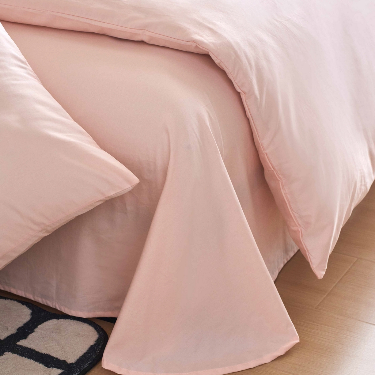 91家纺网 家纺一手货源 找家纺 悦然毛巾被 2025新款全棉纯棉斜纹毛巾绣四件套 花语情怀粉