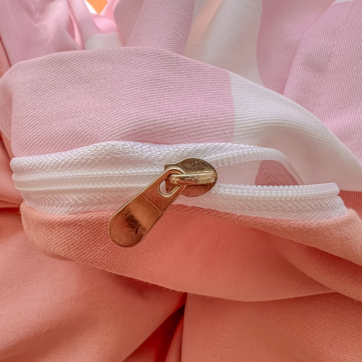 91家纺网 家纺一手货源 找家纺 浩诚 2025新款三丽鸥专版全棉磨毛纯棉四件套 开心美乐蒂