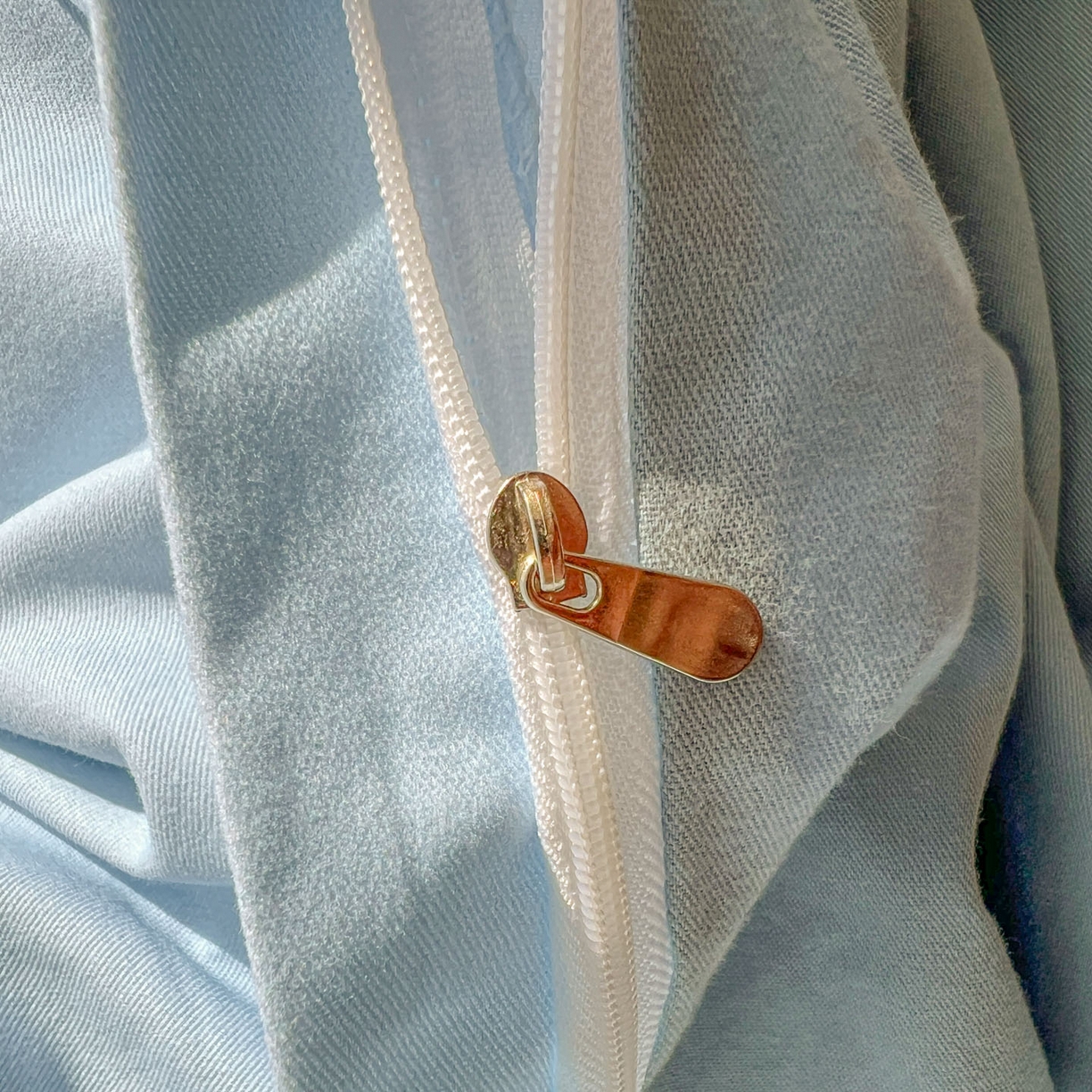 91家纺网 家纺一手货源 找家纺 浩诚 2025新款三丽鸥专版全棉磨毛纯棉四件套 魔法玉桂狗