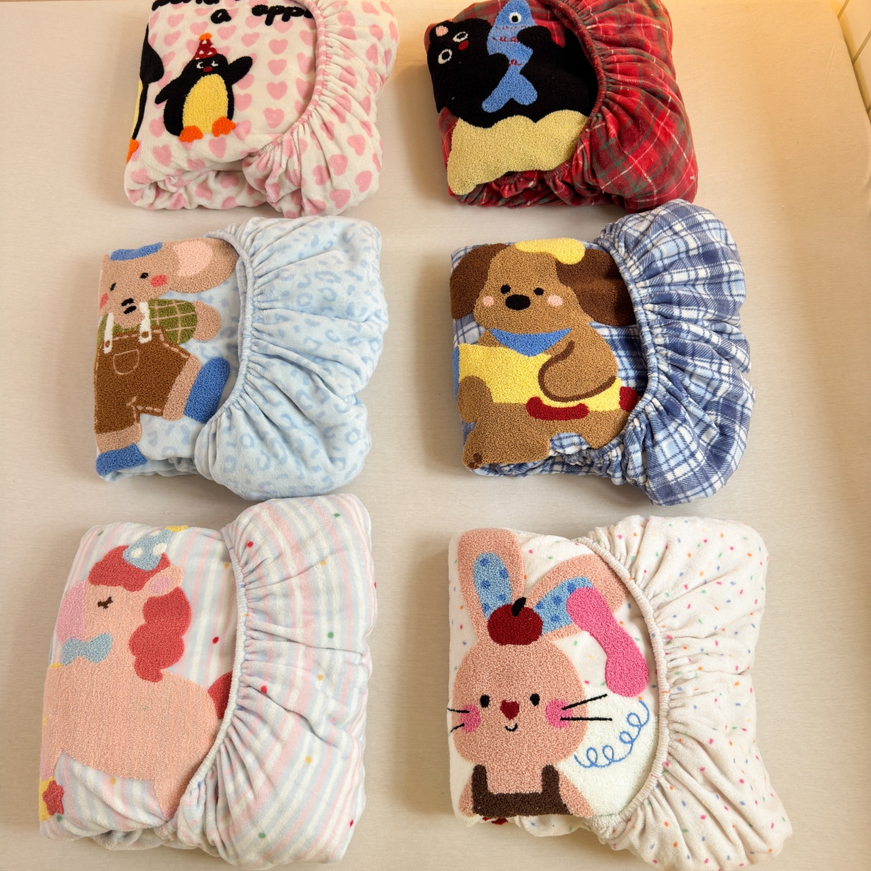 91家纺网 家纺一手货源 找家纺 寐居家纺 2025新款毛巾绣牛奶绒床笠 组合