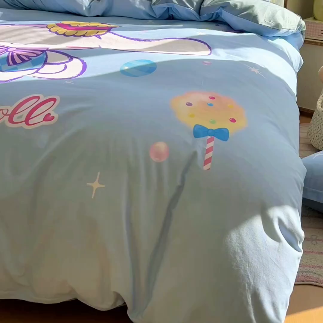 91家纺网 家纺一手货源 找家纺 浩诚 2025新款三丽鸥专版全棉磨毛纯棉四件套 魔法玉桂狗