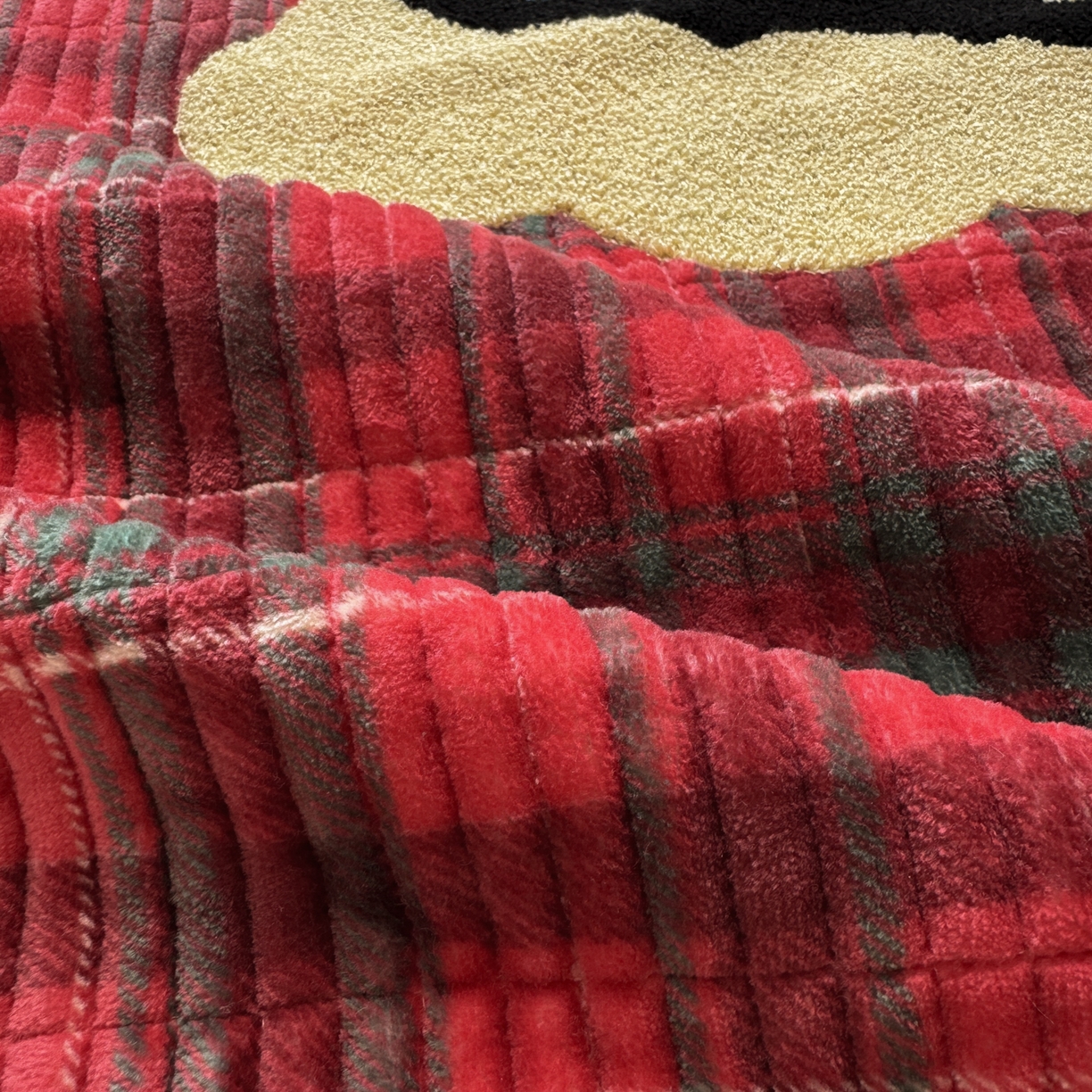 91家纺网 家纺一手货源 找家纺 寐居家纺 2025新款A类牛奶绒毛巾绣床盖 年年有鱼