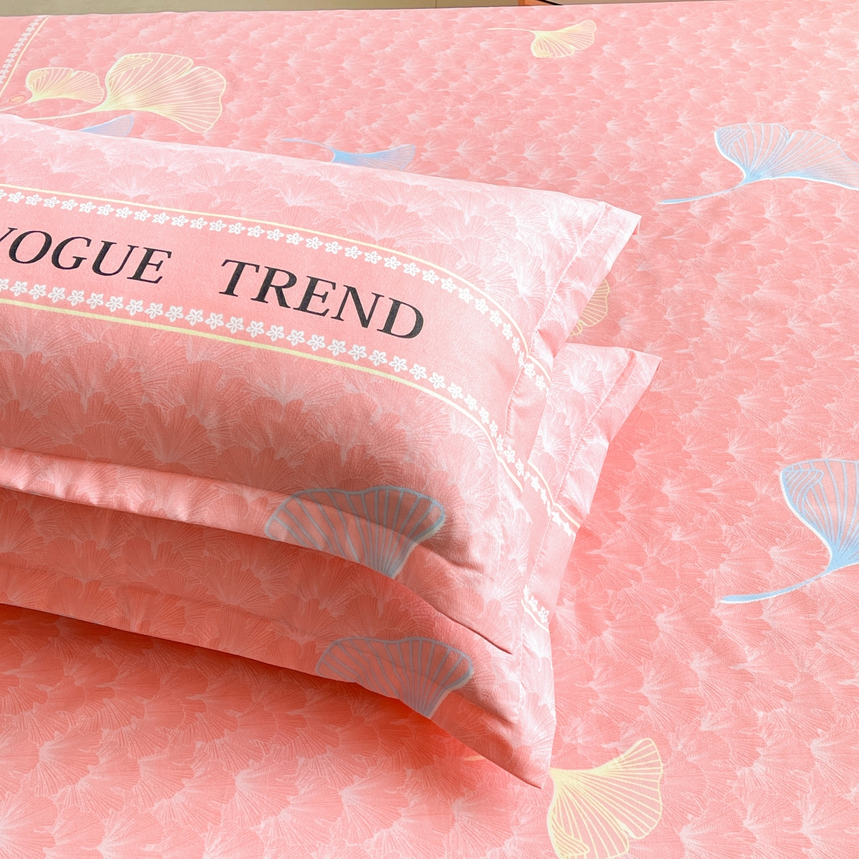 91家纺网 家纺一手货源 找家纺  爱一个家 2025新款植物羊绒四件套  金枝玉叶