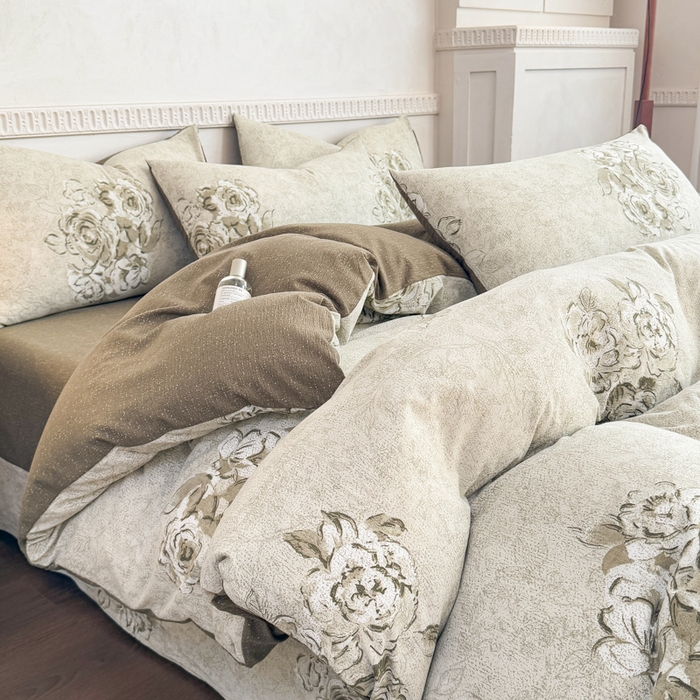 91家纺网 家纺一手货源 找家纺 （总）佑佳家纺 2025新款复古印花亚麻双层纱花边床单款四件套