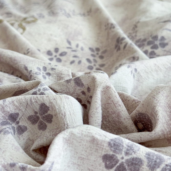 91家纺网 家纺一手货源 找家纺 佑佳家纺 2025新款复古印花亚麻双层纱花边床单款四件套 花姿