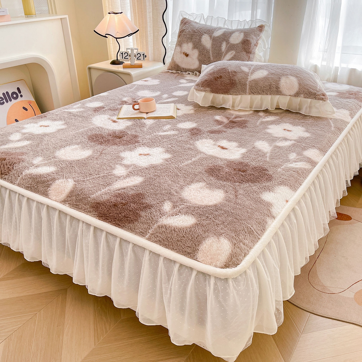 91家纺网 家纺一手货源 找家纺 （总）喜居 2025新款法式兔毛绒双层花边床裙款床笠