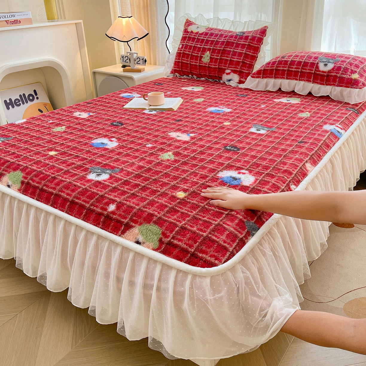 喜居 2025新款法式兔毛绒双层花边床裙款床笠 圣诞风