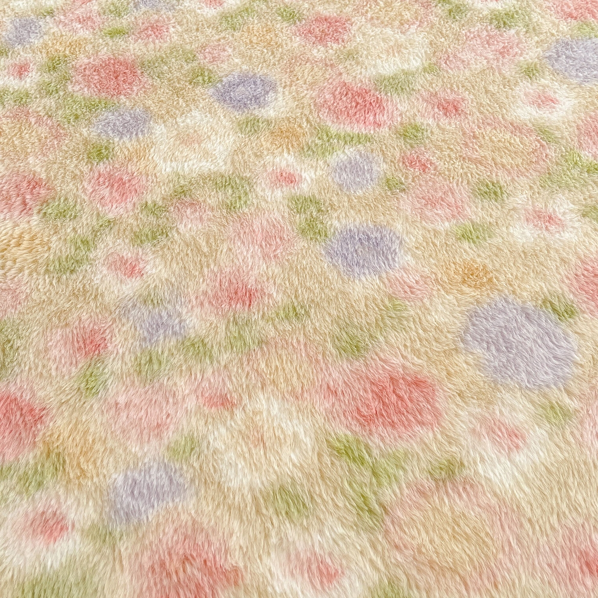 91家纺网 家纺一手货源 找家纺 喜居 2025新款法式兔毛绒双层花边床裙款床笠 秘密花园