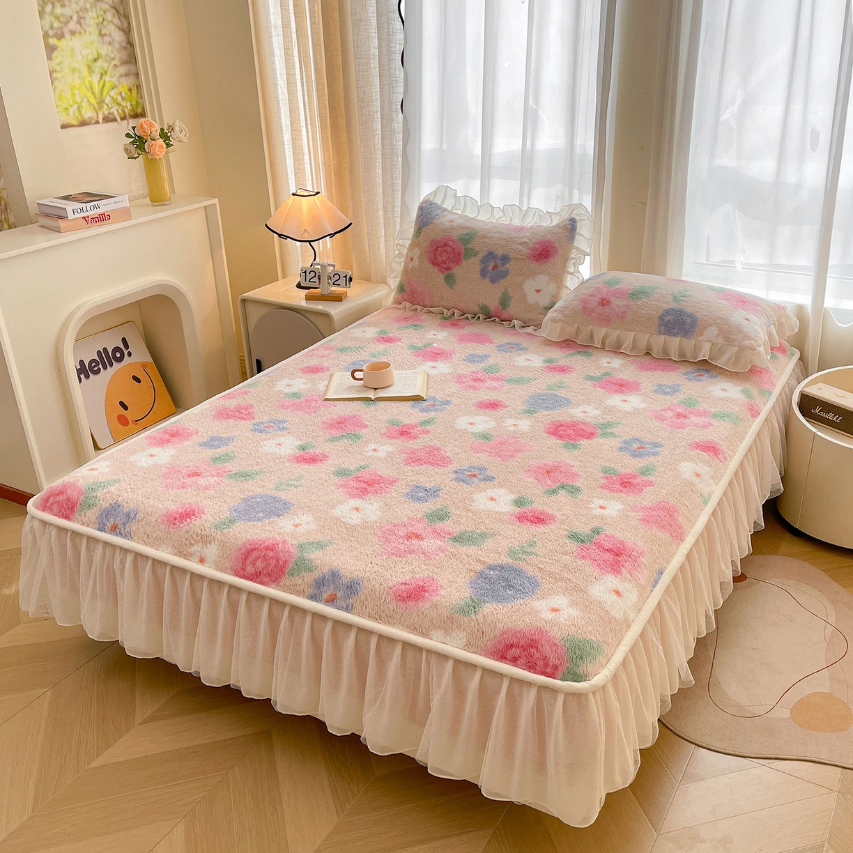 91家纺网 家纺一手货源 找家纺 喜居 2025新款法式兔毛绒双层花边床裙款床笠 花海-粉