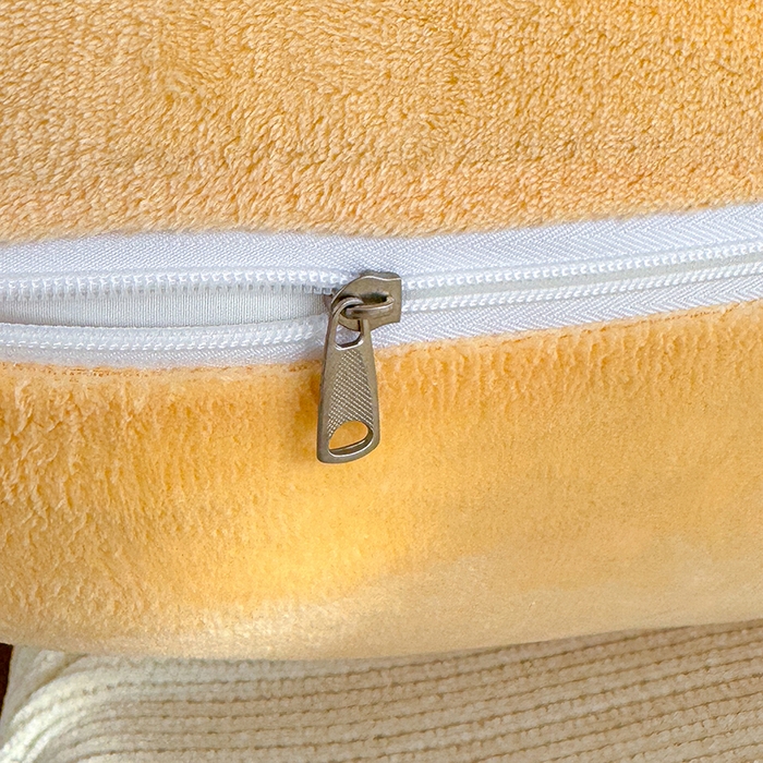 91家纺网 家纺一手货源 找家纺 乐坊 2025新款牛奶绒床头大靠背 晚安狗