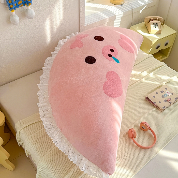 91家纺网 家纺一手货源 找家纺 乐坊 2025新款牛奶绒床头大靠背 可爱猪猪-粉