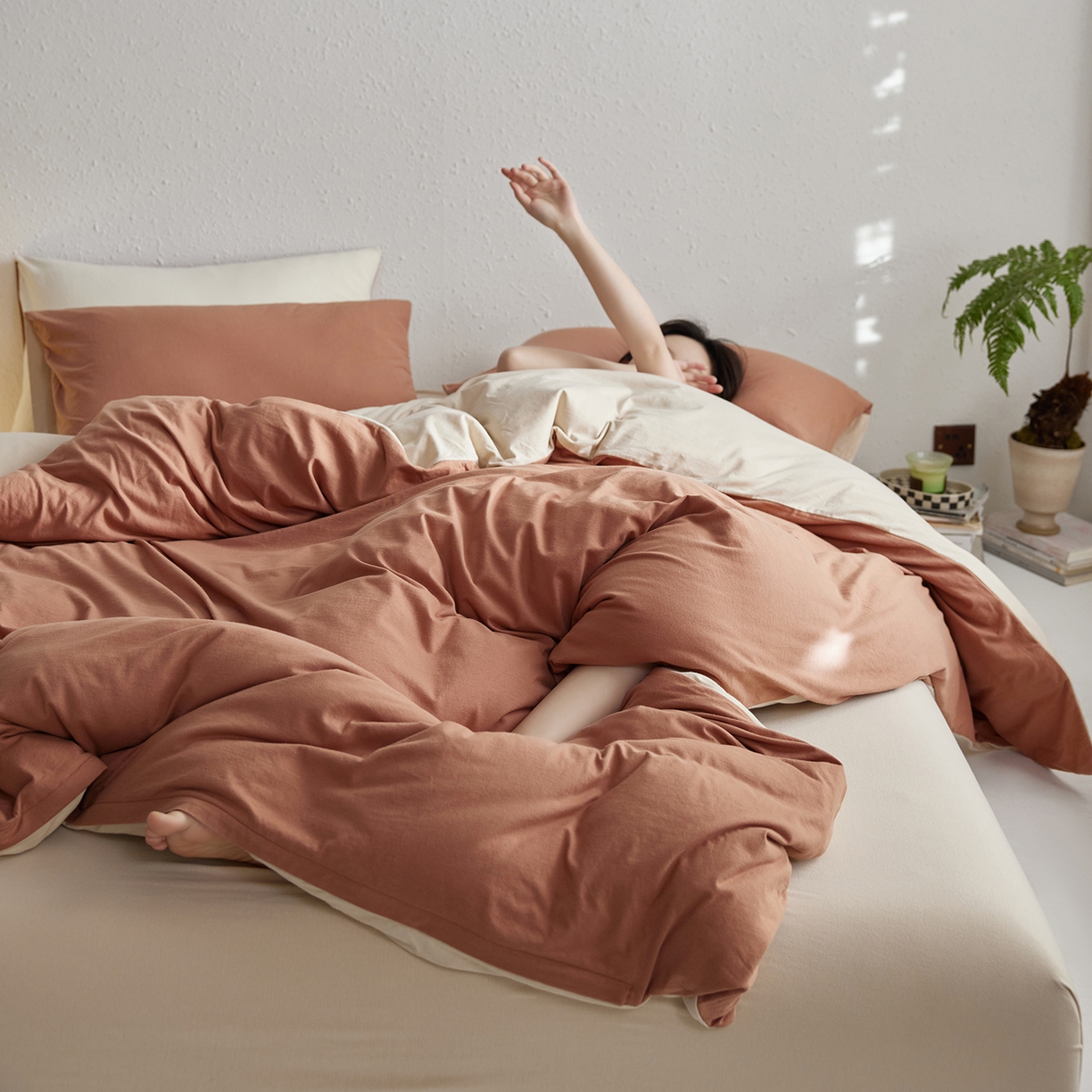 91家纺网 家纺一手货源 找家纺 风向标家纺 2025新款亲肤舒适赛络棉全棉纯棉针织棉（螺旋纱）四件套 慕斯咖啡