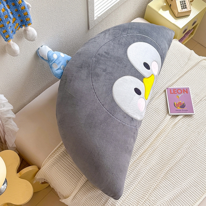 91家纺网 家纺一手货源 找家纺 乐坊 2025新款牛奶绒床头大靠背 企鹅