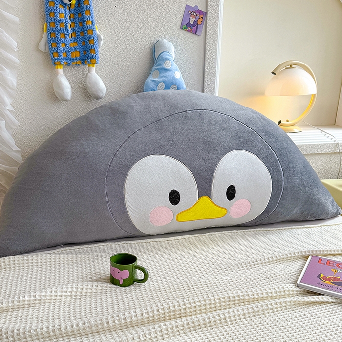 91家纺网 家纺一手货源 找家纺 乐坊 2025新款牛奶绒床头大靠背 企鹅