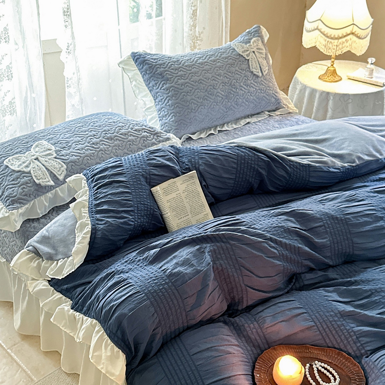 91家纺网 家纺一手货源 找家纺 （总）梵克保罗 2025新款亲肤舒适牛奶绒花边床盖四件套