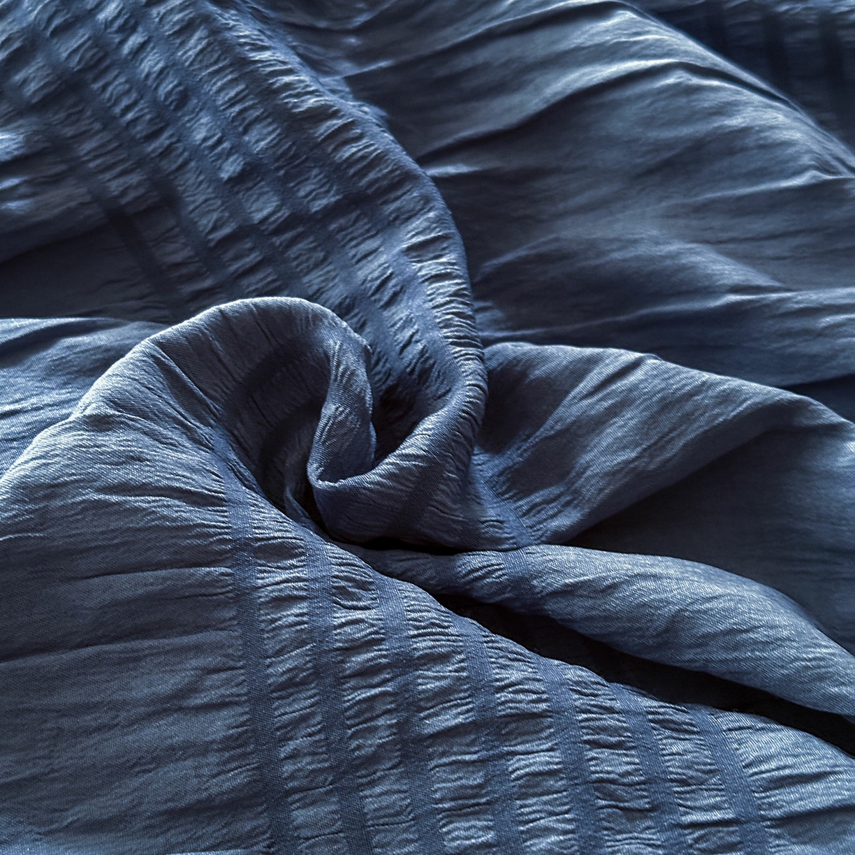 91家纺网 家纺一手货源 找家纺 （总）梵克保罗 2025新款亲肤舒适牛奶绒花边床盖四件套