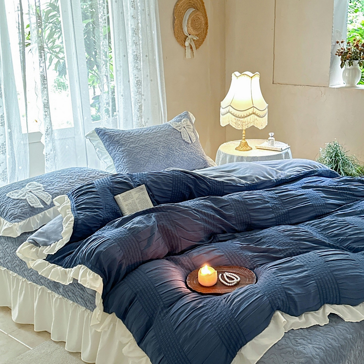 91家纺网 家纺一手货源 找家纺 （总）梵克保罗 2025新款亲肤舒适牛奶绒花边床盖四件套