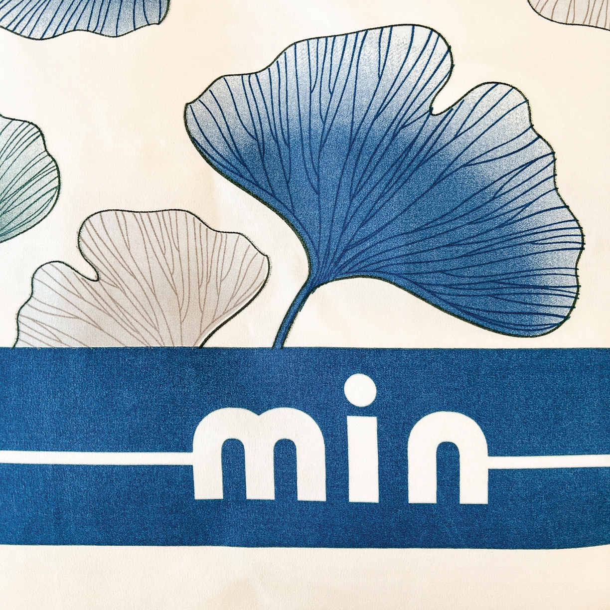 91家纺网 家纺一手货源 找家纺  爱一个家 2024新款植物羊绒单被套 杏叶声声