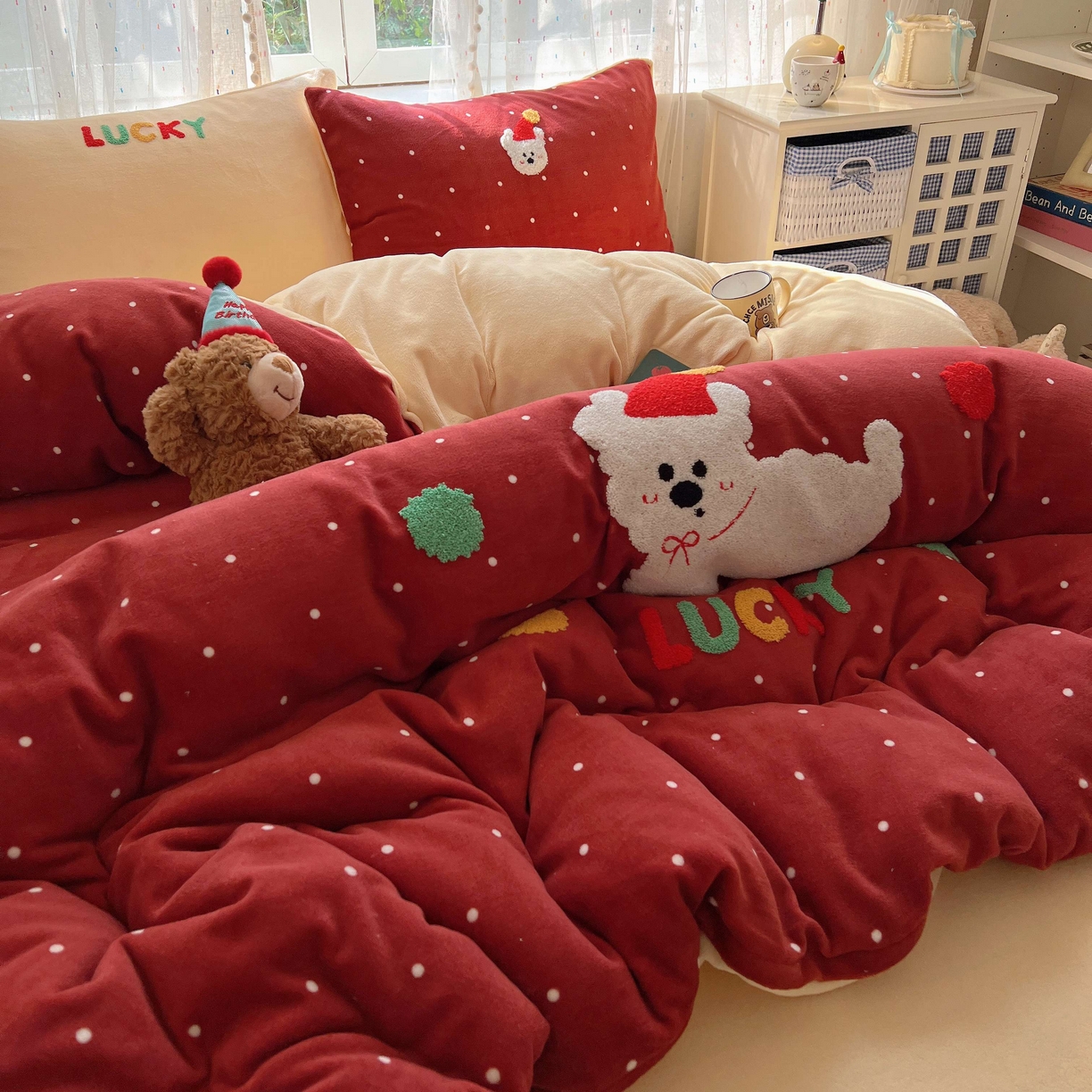 91家纺网 家纺一手货源 找家纺 （总）顾里家纺 2025秋冬新款童趣毛巾绣印花牛奶绒四件套