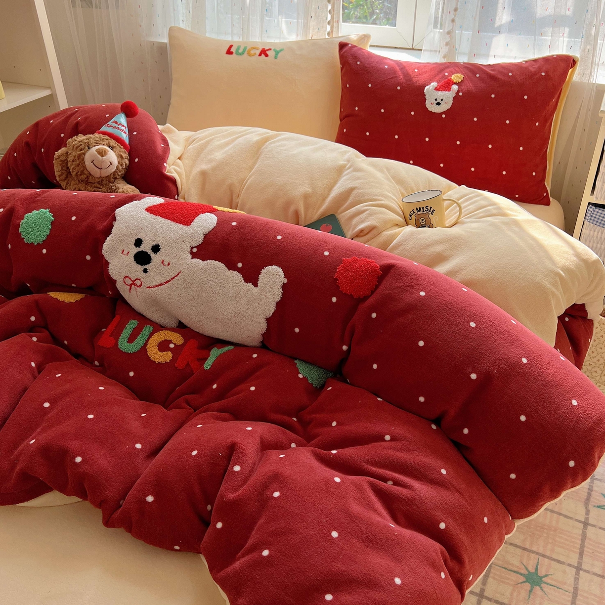 91家纺网 家纺一手货源 找家纺 （总）顾里家纺 2025秋冬新款童趣毛巾绣印花牛奶绒四件套