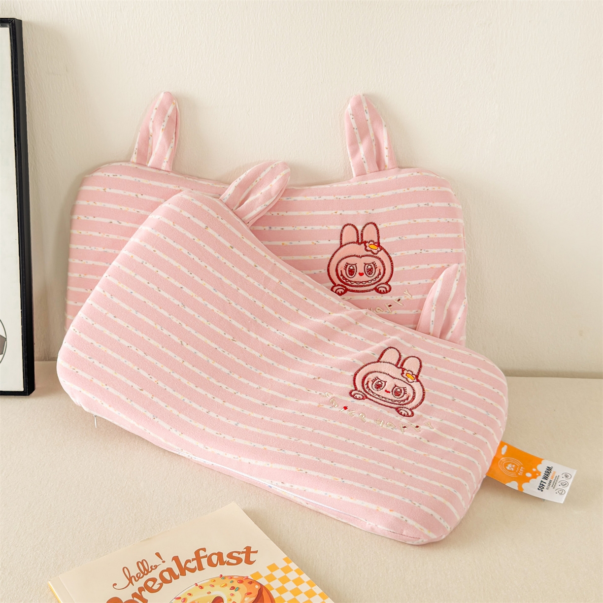 91家纺网 家纺一手货源 找家纺 麦肯锡 2025新款卡通刺绣婴童记忆枕  枕头枕芯 粉色/对