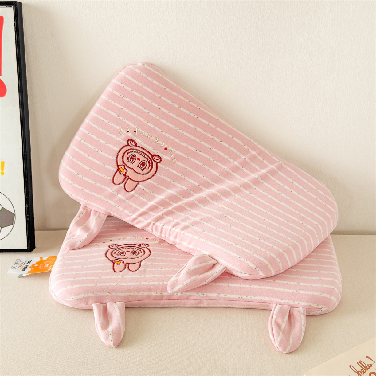 91家纺网 家纺一手货源 找家纺 麦肯锡 2025新款卡通刺绣婴童记忆枕  枕头枕芯 粉色/对