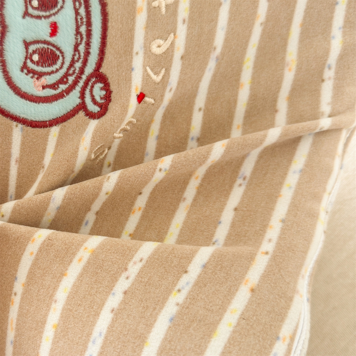 91家纺网 家纺一手货源 找家纺 麦肯锡 2025新款卡通刺绣婴童记忆枕  枕头枕芯 豆沙/对