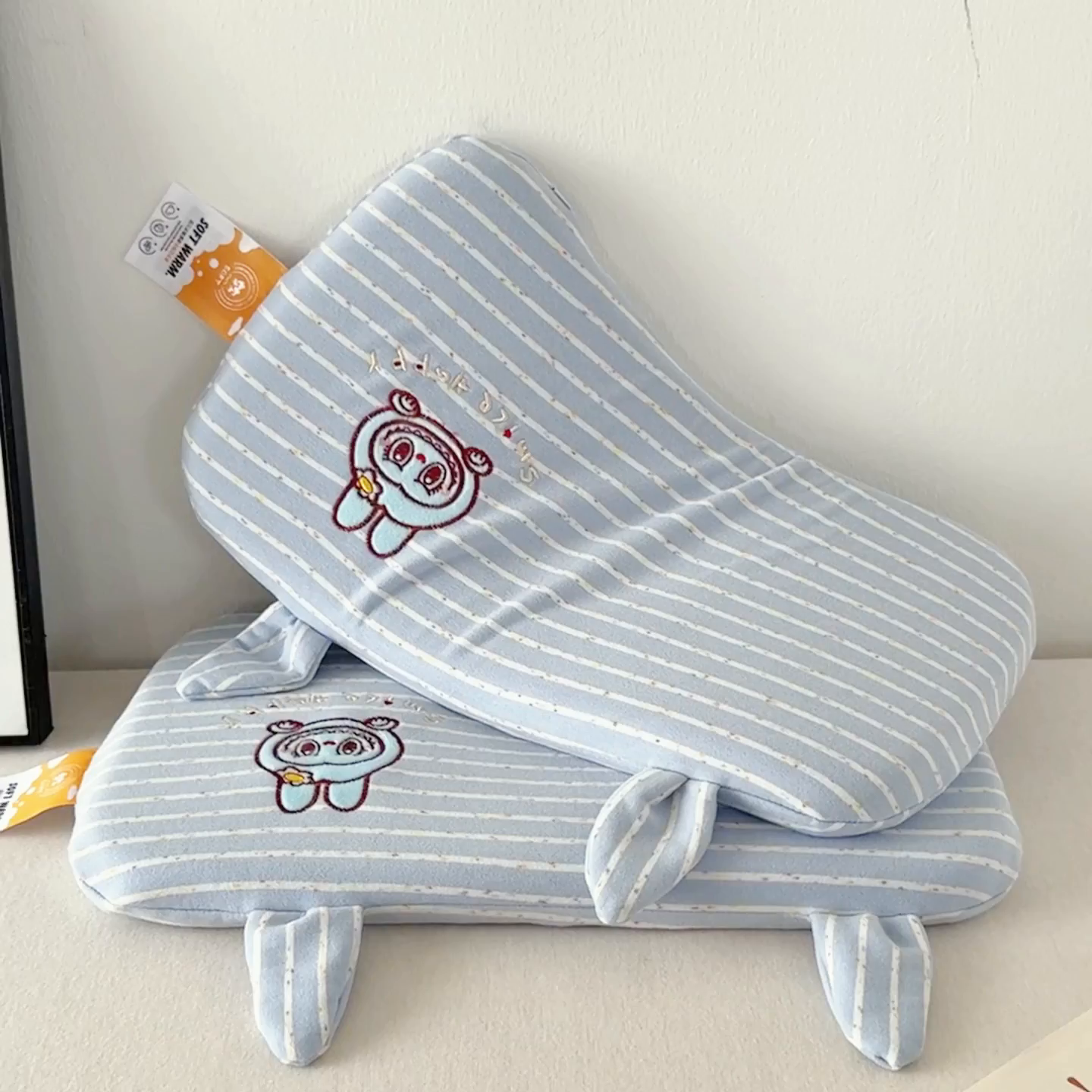 91家纺网 家纺一手货源 找家纺 麦肯锡 2025新款卡通刺绣婴童记忆枕  枕头枕芯 蓝色/只