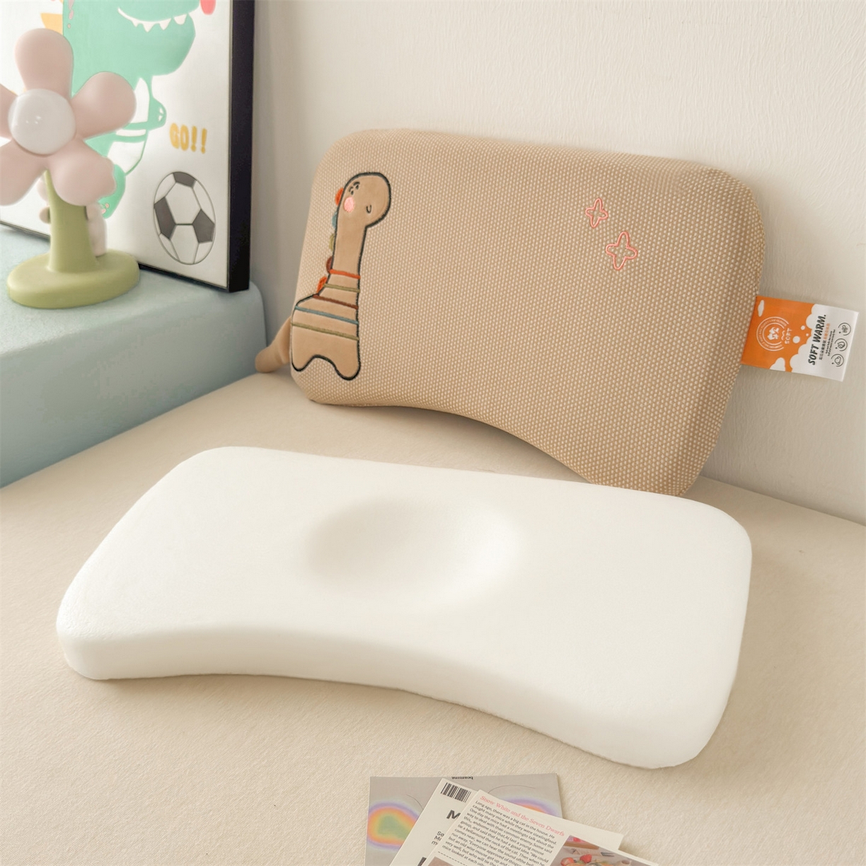 麦肯锡 2025新款卡通小恐龙婴童记忆枕 枕头枕芯 咖色/对