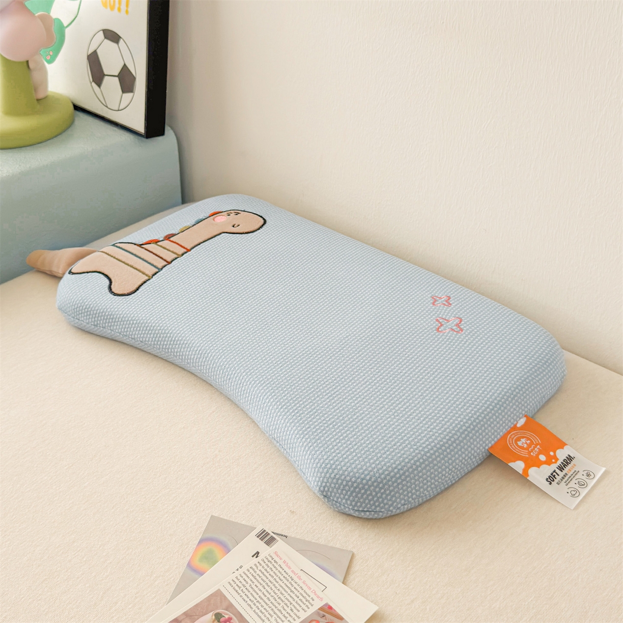 91家纺网 家纺一手货源 找家纺 麦肯锡 2025新款卡通小恐龙婴童记忆枕 枕头枕芯 蓝色/对