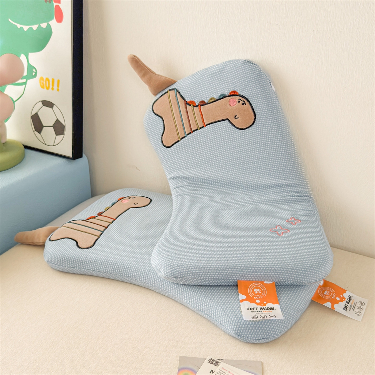 91家纺网 家纺一手货源 找家纺 麦肯锡 2025新款卡通小恐龙婴童记忆枕 枕头枕芯 蓝色/对