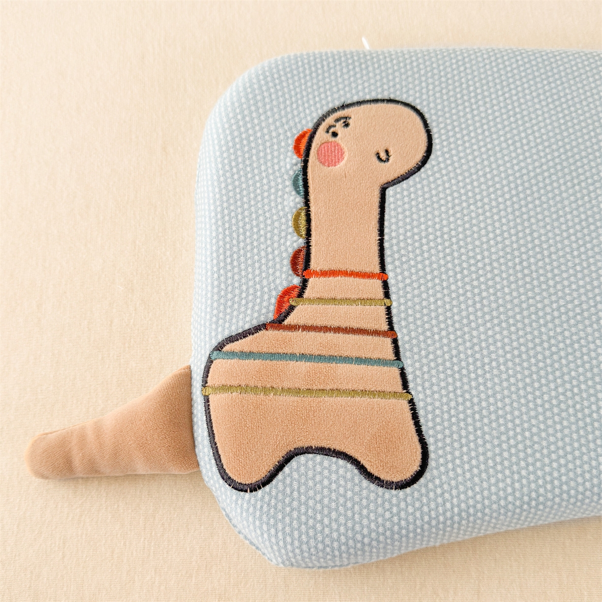 91家纺网 家纺一手货源 找家纺 麦肯锡 2025新款卡通小恐龙婴童记忆枕 枕头枕芯 蓝色/对