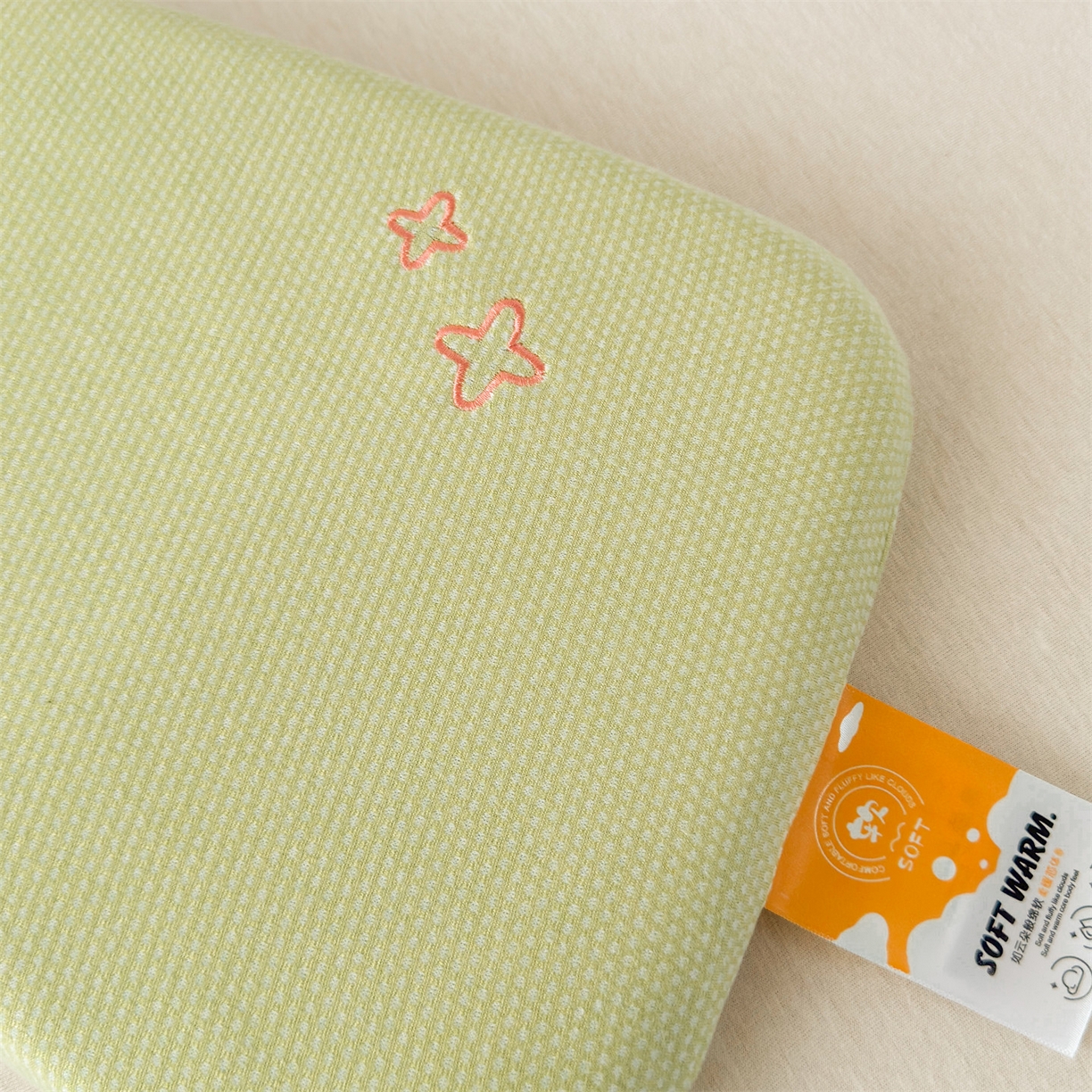 91家纺网 家纺一手货源 找家纺 麦肯锡 2025新款卡通小恐龙婴童记忆枕 枕头枕芯 绿色/只