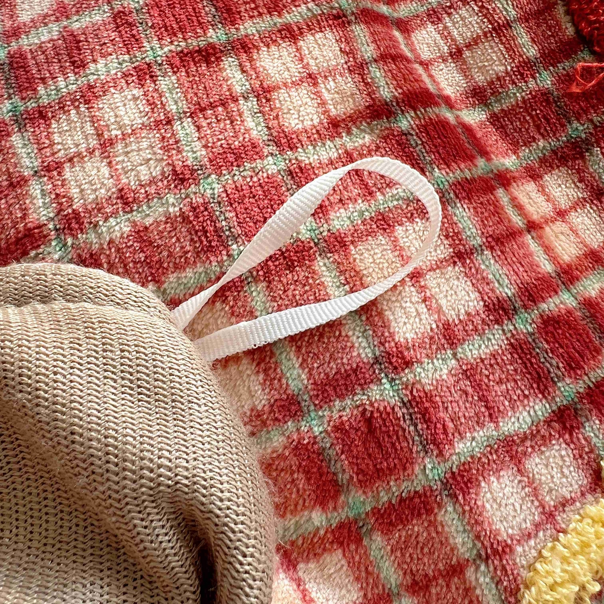 91家纺网 家纺一手货源 找家纺 顾里家纺 2025秋冬新款童趣毛巾绣印花牛奶绒四件套 圣诞麋鹿