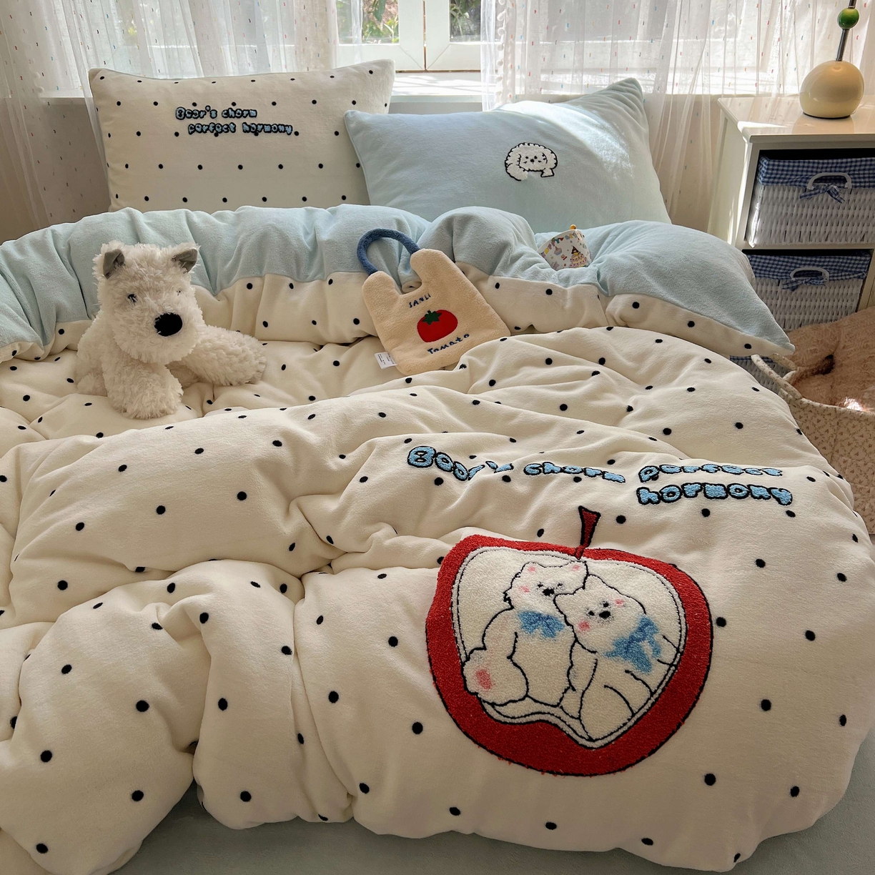 顾里家纺 2025秋冬新款童趣毛巾绣印花牛奶绒四件套 星辰小熊