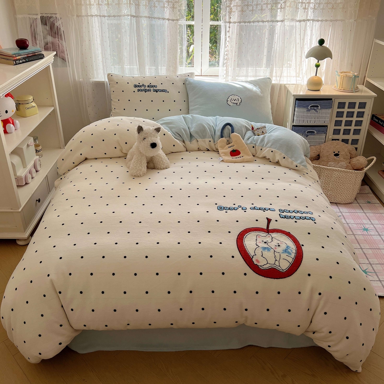 91家纺网 家纺一手货源 找家纺 顾里家纺 2025秋冬新款童趣毛巾绣印花牛奶绒四件套 星辰小熊