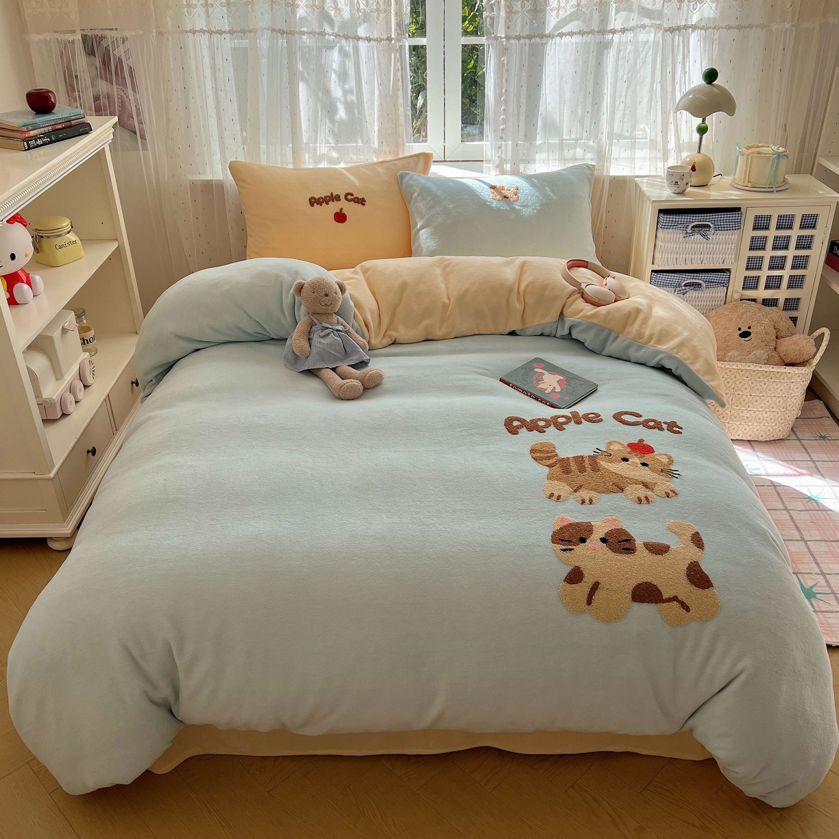 91家纺网 家纺一手货源 找家纺 顾里家纺 2025秋冬新款童趣毛巾绣印花牛奶绒四件套 招财喵酱